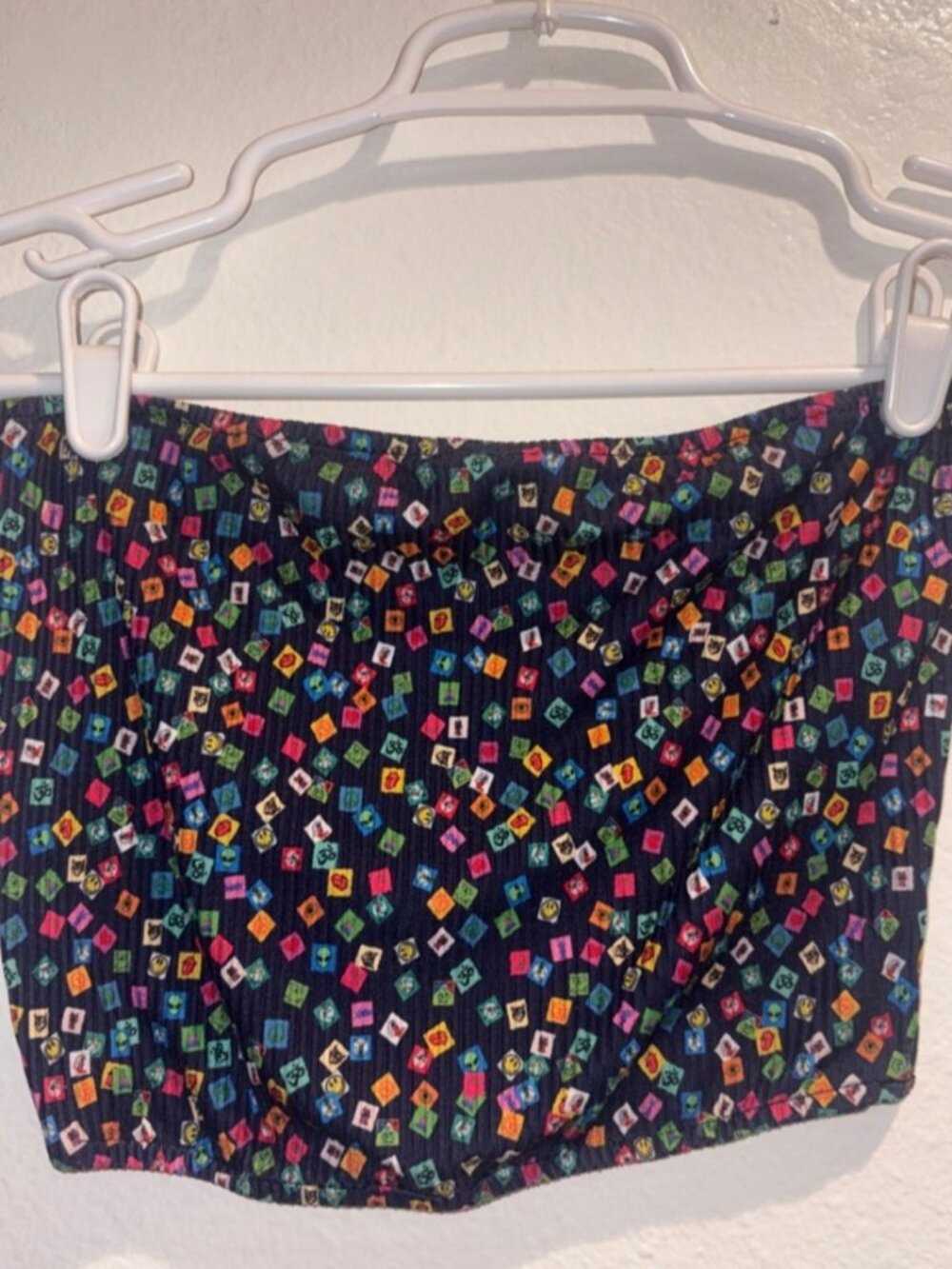 Crop Top-Strapless
